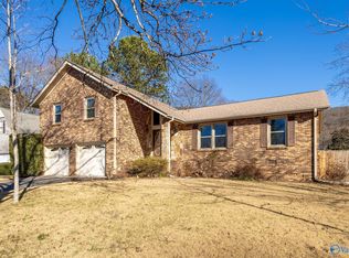 9413 Lynns Ter SE, Huntsville, AL 35803