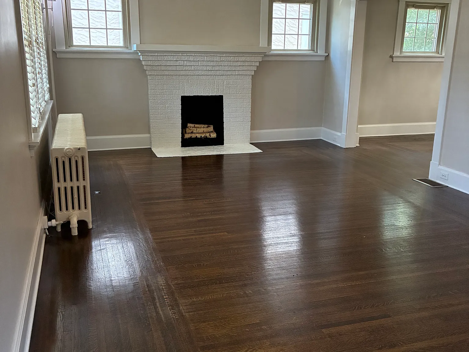 2809 Linwood Ave — Photo 3