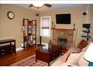 2nd image of 3379 Parkside Rd