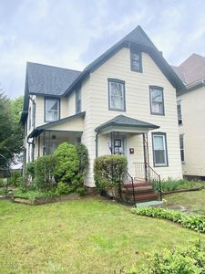 825 Elmira St, Williamsport, PA, 17701