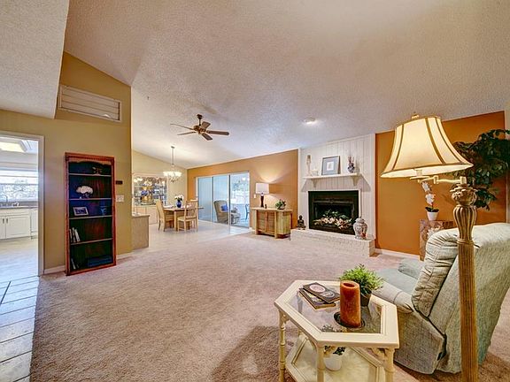 5th image of 820 Wavecrest Dr #3