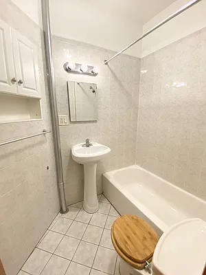 Rented by Highline Residential | media 14