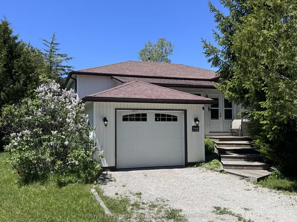 373 Carlisle St, Saugeen Shores, ON N0H 2L0