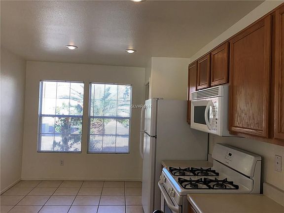 3rd image of 796 Salt Flats Cir #0