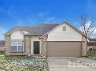 4669 Driftwood Ln, Greenwood, IN