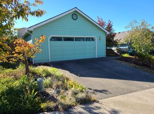 161 SE Independence Dr, Grants Pass, OR 97527