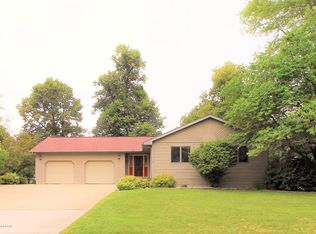 701 Feasel St, Eaton Rapids, MI 48827