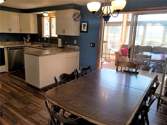 5th image of 112 Pamela Ln