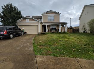 104 Coolmore Ct, Spring Hill, TN 37174