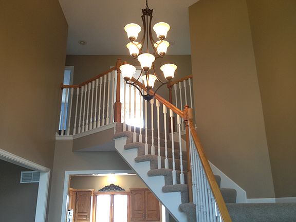 2 story foyer