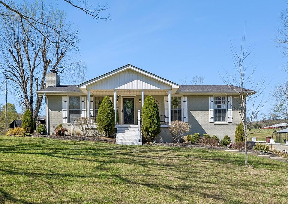 1st image of 212 Bradford Hill Rd N