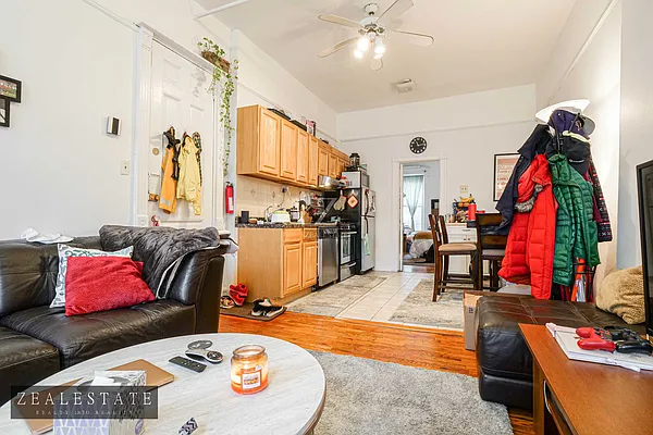 Rented by ZealEstate Group Inc | media 9