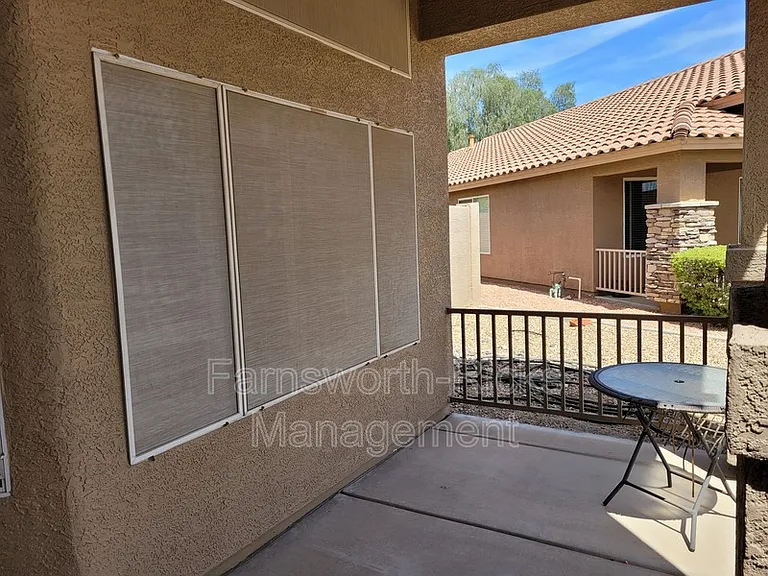 1270 W Flintlock Way — Photo 3