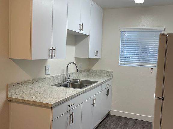 4th image of 1357 Elder Ave #29