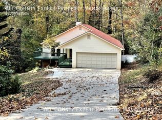 2895 Cascade Dr, Gainesville, GA 30504