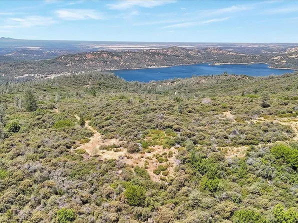 8972 Amoruso Ln, Oregon House, CA 95962