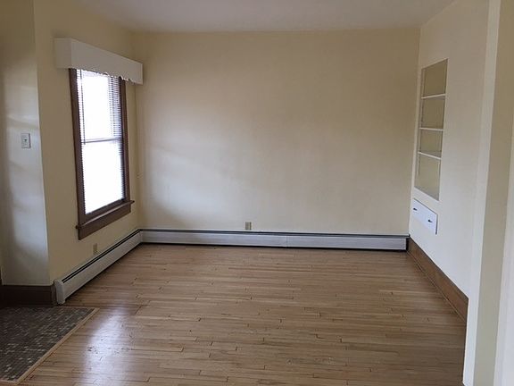 60th bedroom