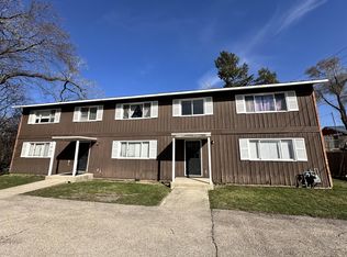 34 N 15th St #5, Saint Charles, IL 60174