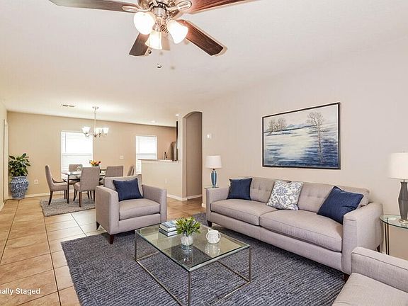3rd image of 2407 Knightsbridge Blvd