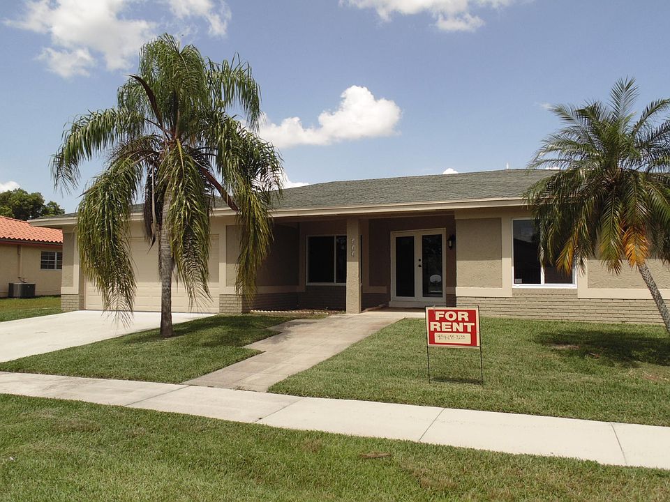 1st image of 432 Sailboat Cir