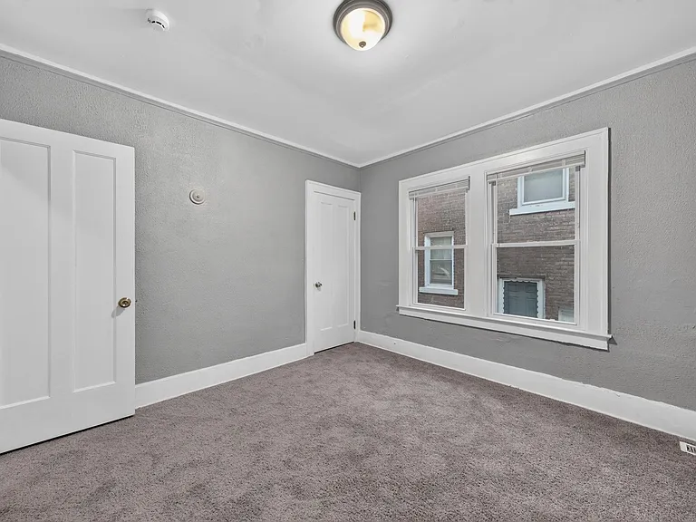 2025 Calvert St — Photo 29