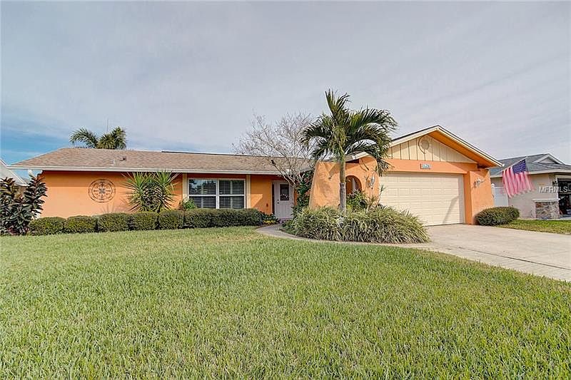 1st image of 13427 Sorrento Dr