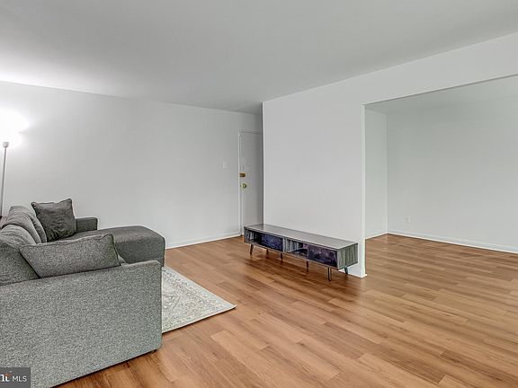 3rd image of 12656 Dara Dr APT 103
