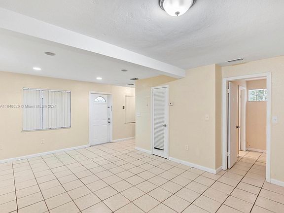 5th image of 13241 NE 3rd Ct #B