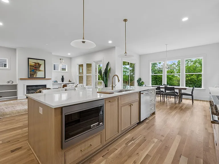 905 Potter Ln — Photo 10