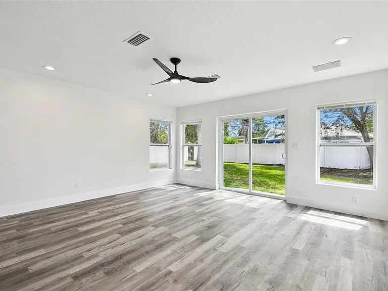 4461 Shore Acres Blvd NE — Photo 14