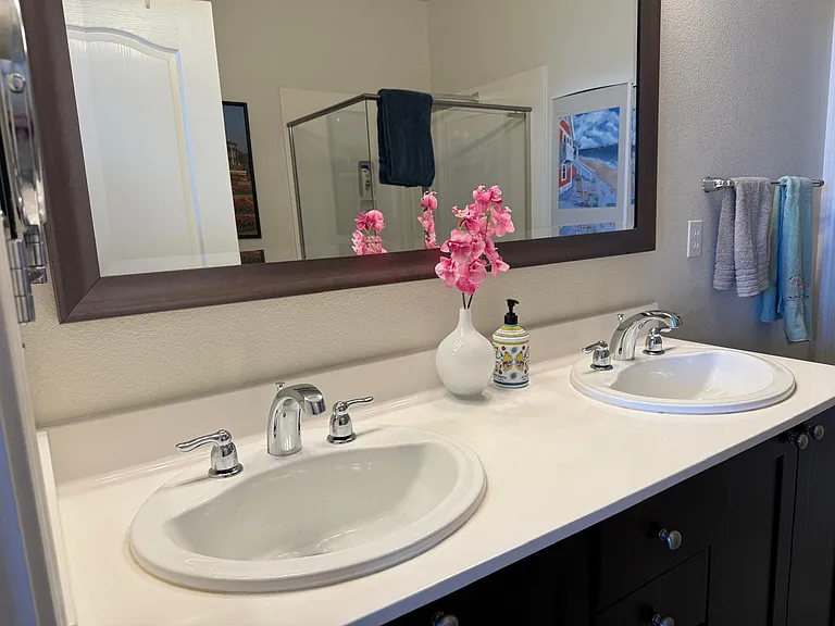 210 Waldron Dr — Photo 11