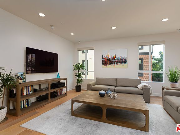 3rd image of 12534 W Fielding Cir APT 1