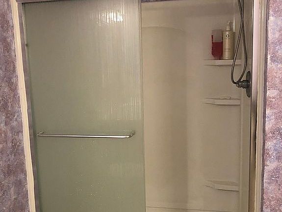 Downstairs shower