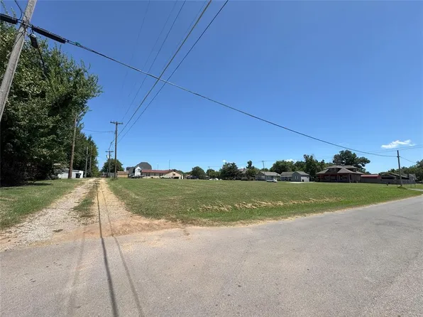 419 W 7th St Lot 7-11, Stroud, OK 74079