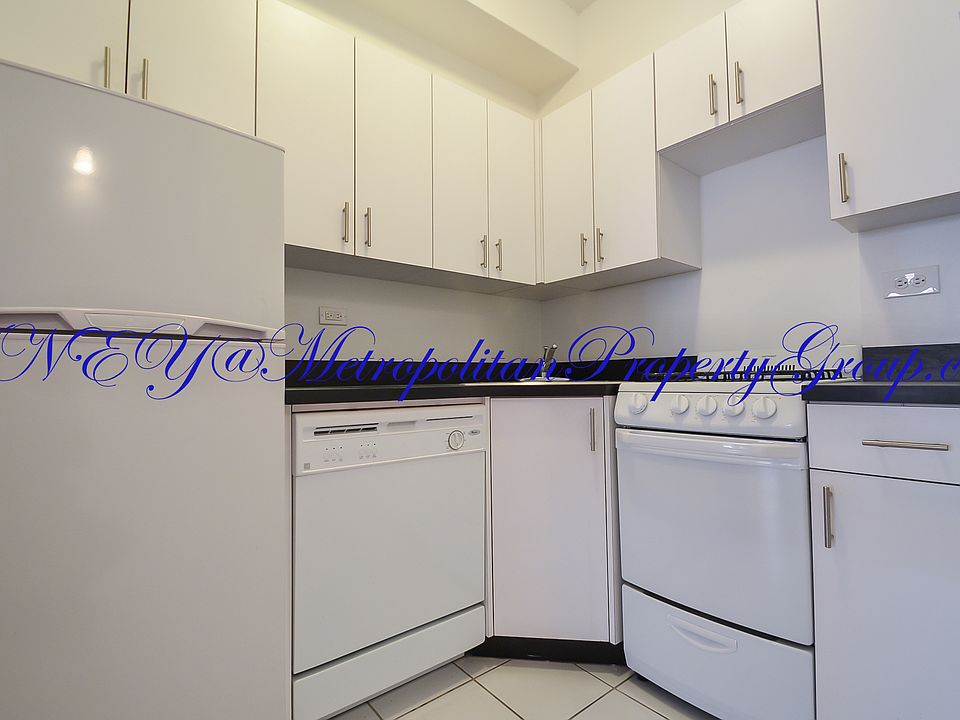 2nd image of 235 W 22nd St APT 3R