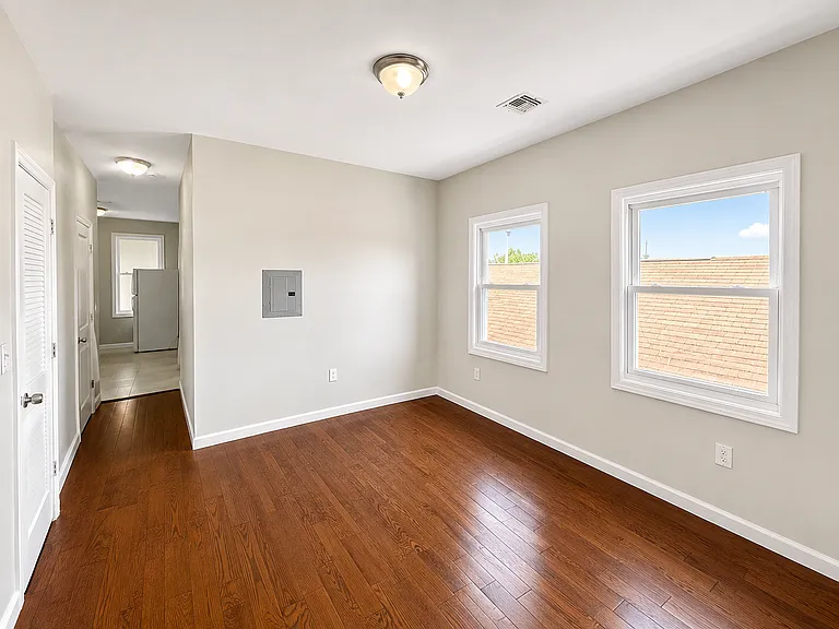 729 S 19th St #3 — Photo 13
