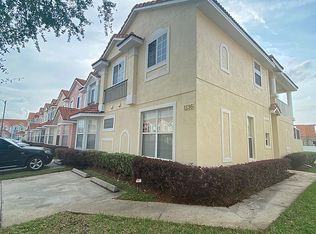 1136 S Beach Cir, Kissimmee, FL 34746