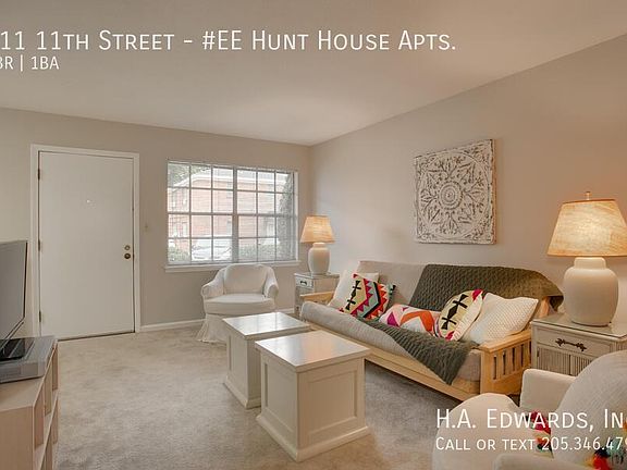 3rd image of 711 11th St APT E