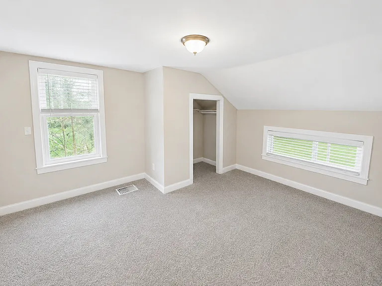 12384 N Mackinaw Hwy #2 — Photo 3
