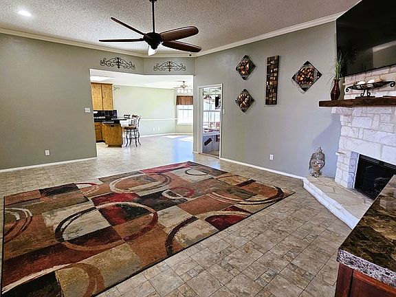 4th image of 4914 Royal Oak Ct