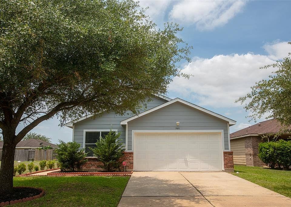 1st image of 7611 Painted Desert Dr