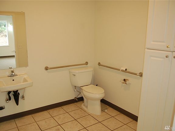 5th image of 13258 1st Ave S Ste A