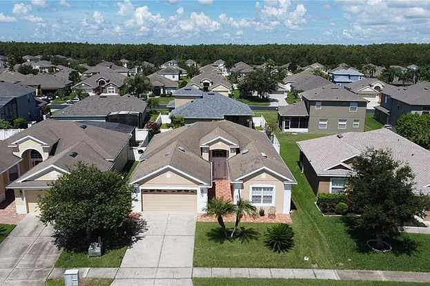 2920 Willow Creek Ln — Photo 61