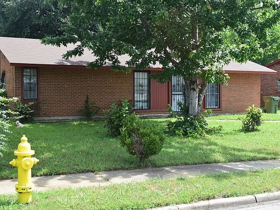 3rd image of 5479 W Shades Valley Dr
