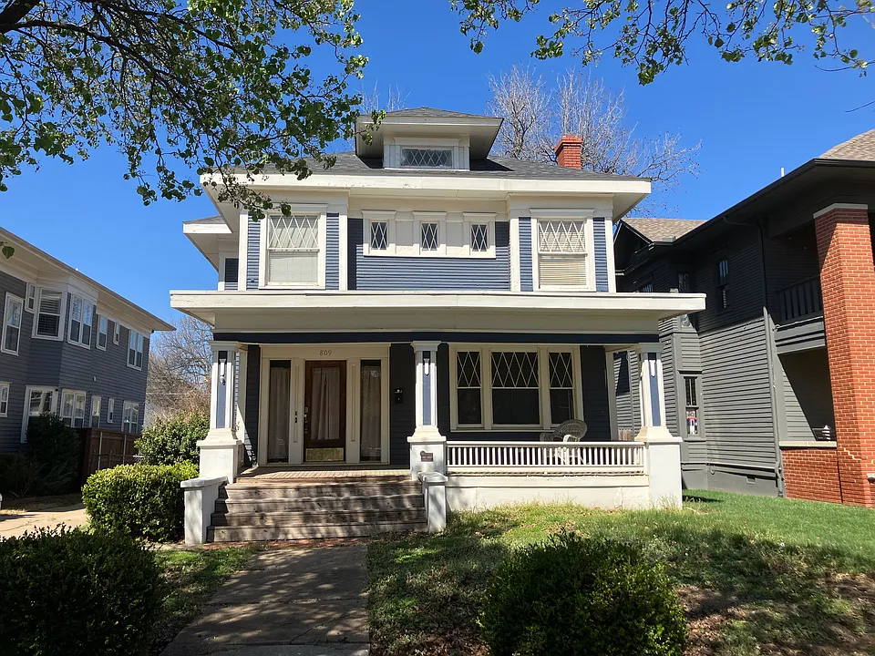 809 NW 19th St
