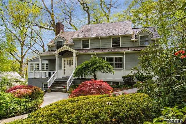 23 Willow Dr photo 1