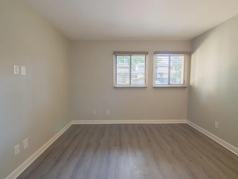 7908 Horse Chestnut Ln #7908 — Photo 16