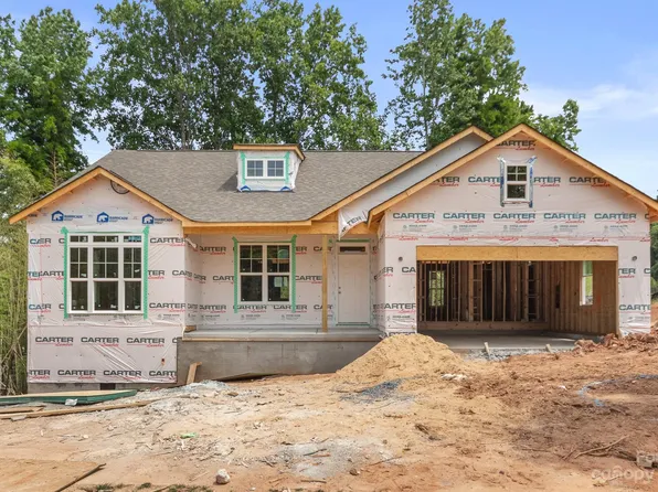 3177 Yosemite Dr, Gastonia, NC 28056