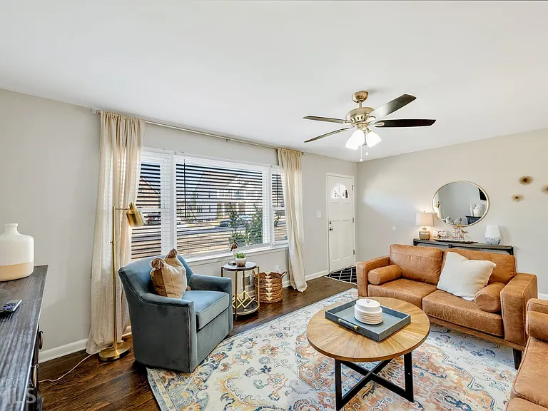 654 Joel Dr — Photo 4