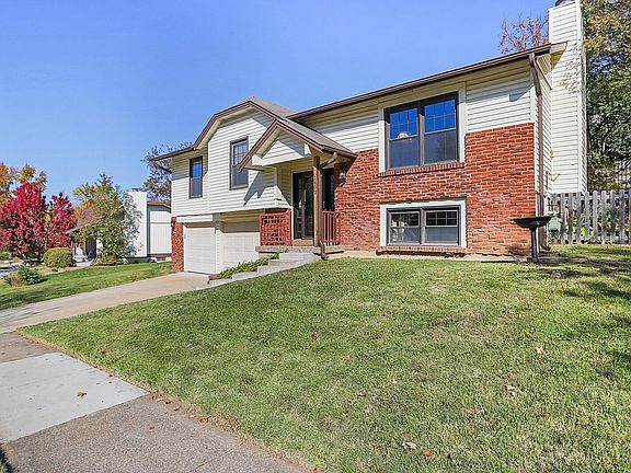 2nd image of 1402 Weatherby Dr